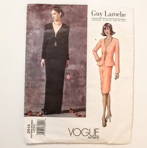 Guy Laroche Vogue 2513 Paris Original Suite Pattern  6-8-10